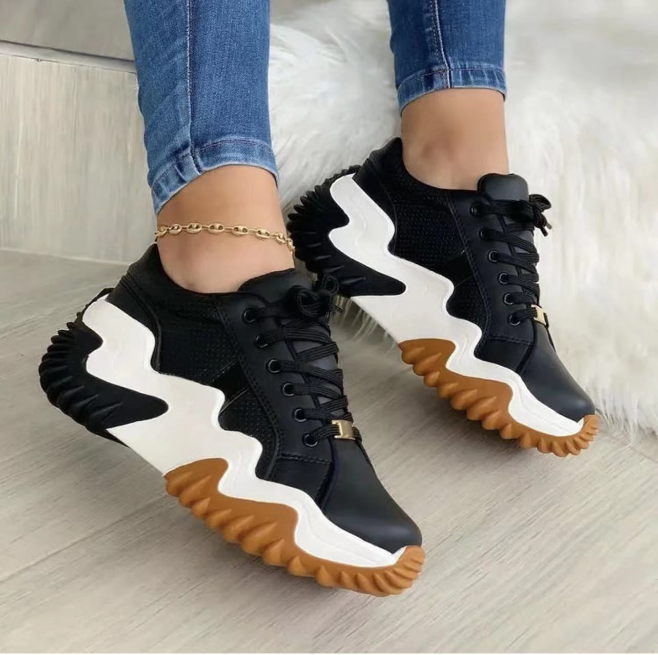 Women's Patent Leather Platform Lace-Up Shoes | Height-Boosting Mid Heel